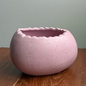 Ceramic Vintage Cracked Easter Egg Speckled Pink Flower Planter Pot Spring Decor